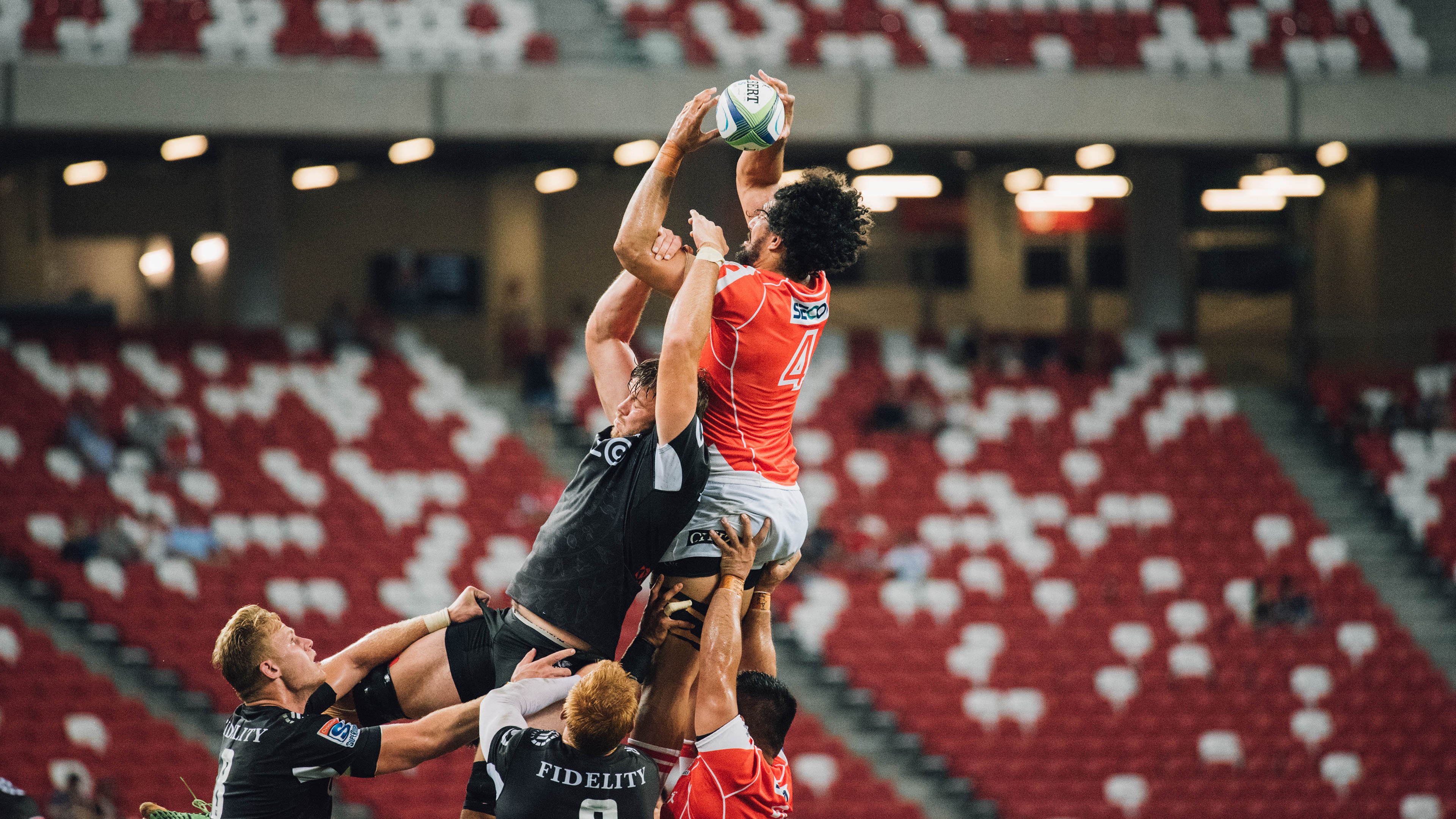 国际汽联卡丁车世锦赛 14岁中国少年勇夺青少年组冠军